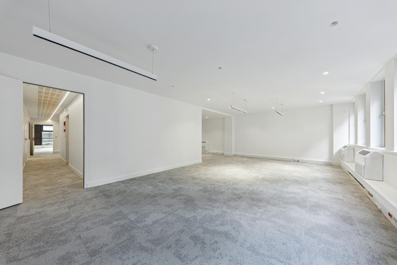 Bureau Paris 635m² Location bureau Paris OLBUR2422910 10